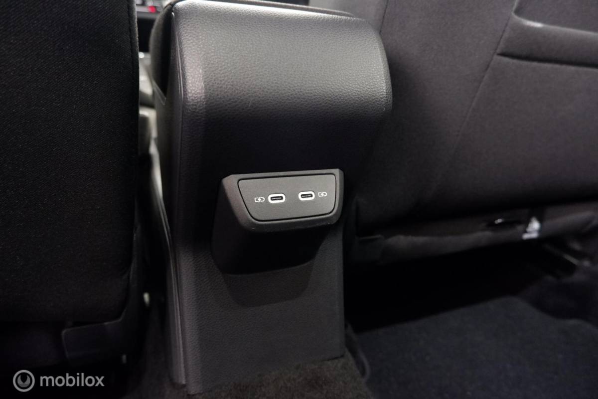Volkswagen Polo Volkswagen Polo 1.0 TSI Automaat R-Line stoelverw.|cam|virtueelcockpit|applecarplay|95pk|acc|lmv17