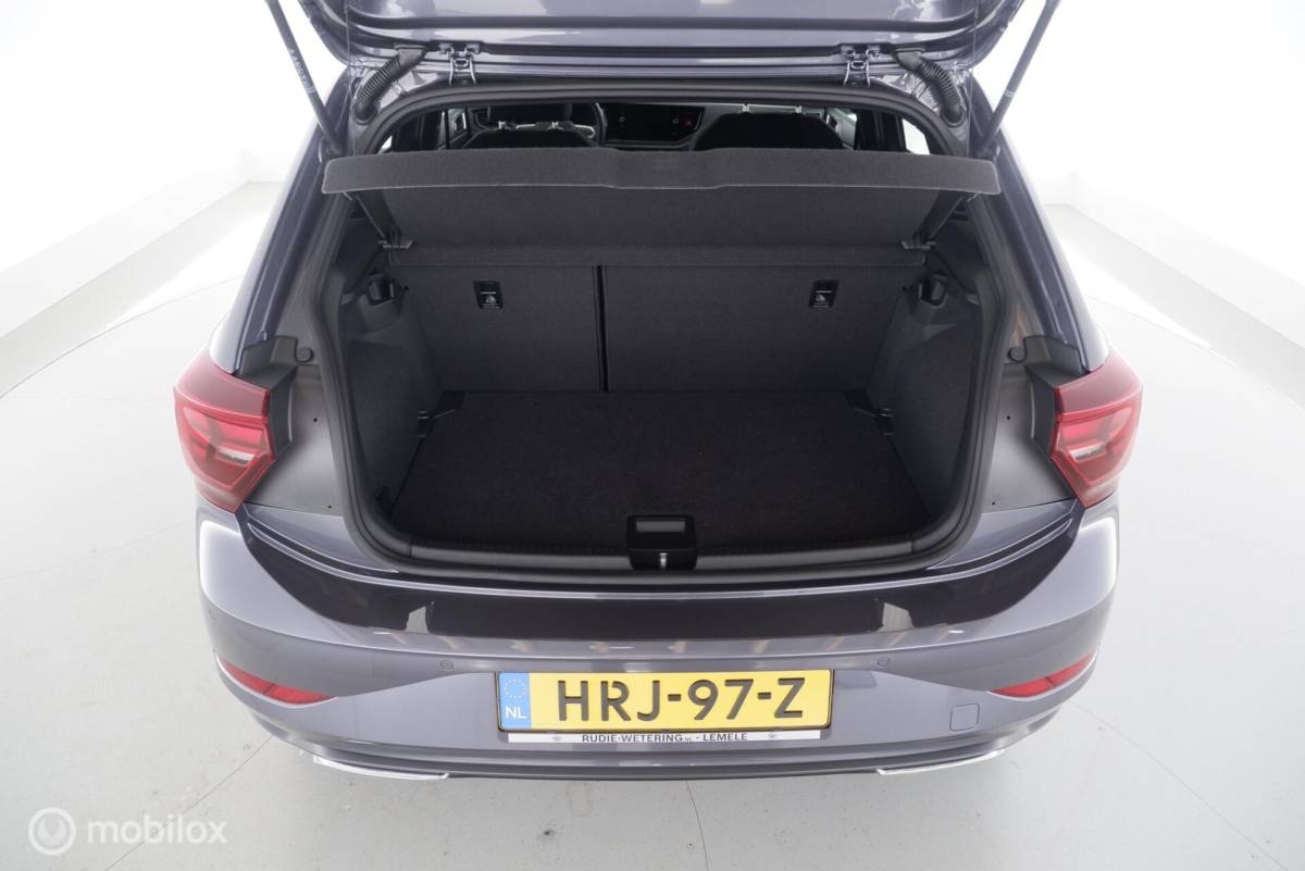 Volkswagen Polo Volkswagen Polo 1.0 TSI Automaat R-Line stoelverw.|cam|virtueelcockpit|applecarplay|95pk|acc|lmv17