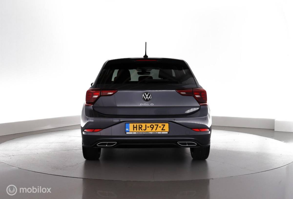 Volkswagen Polo Volkswagen Polo 1.0 TSI Automaat R-Line stoelverw.|cam|virtueelcockpit|applecarplay|95pk|acc|lmv17