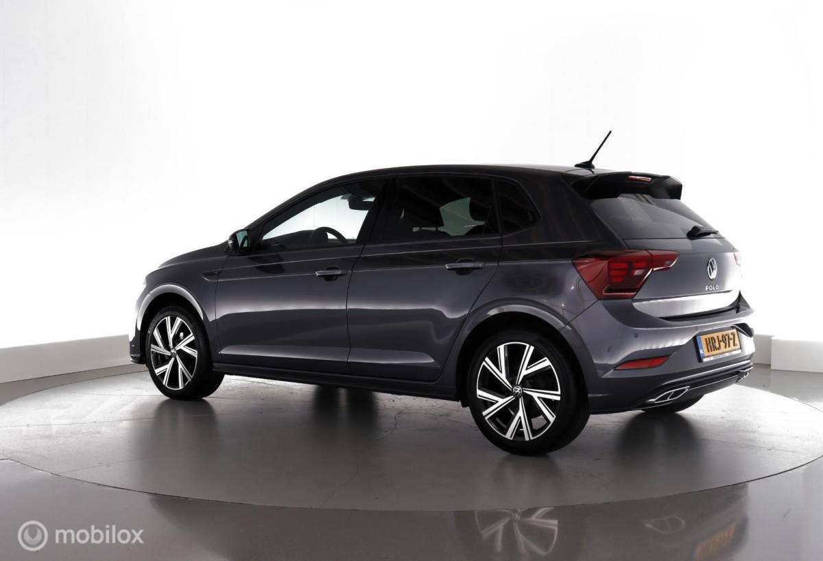 Volkswagen Polo Volkswagen Polo 1.0 TSI Automaat R-Line stoelverw.|cam|virtueelcockpit|applecarplay|95pk|acc|lmv17