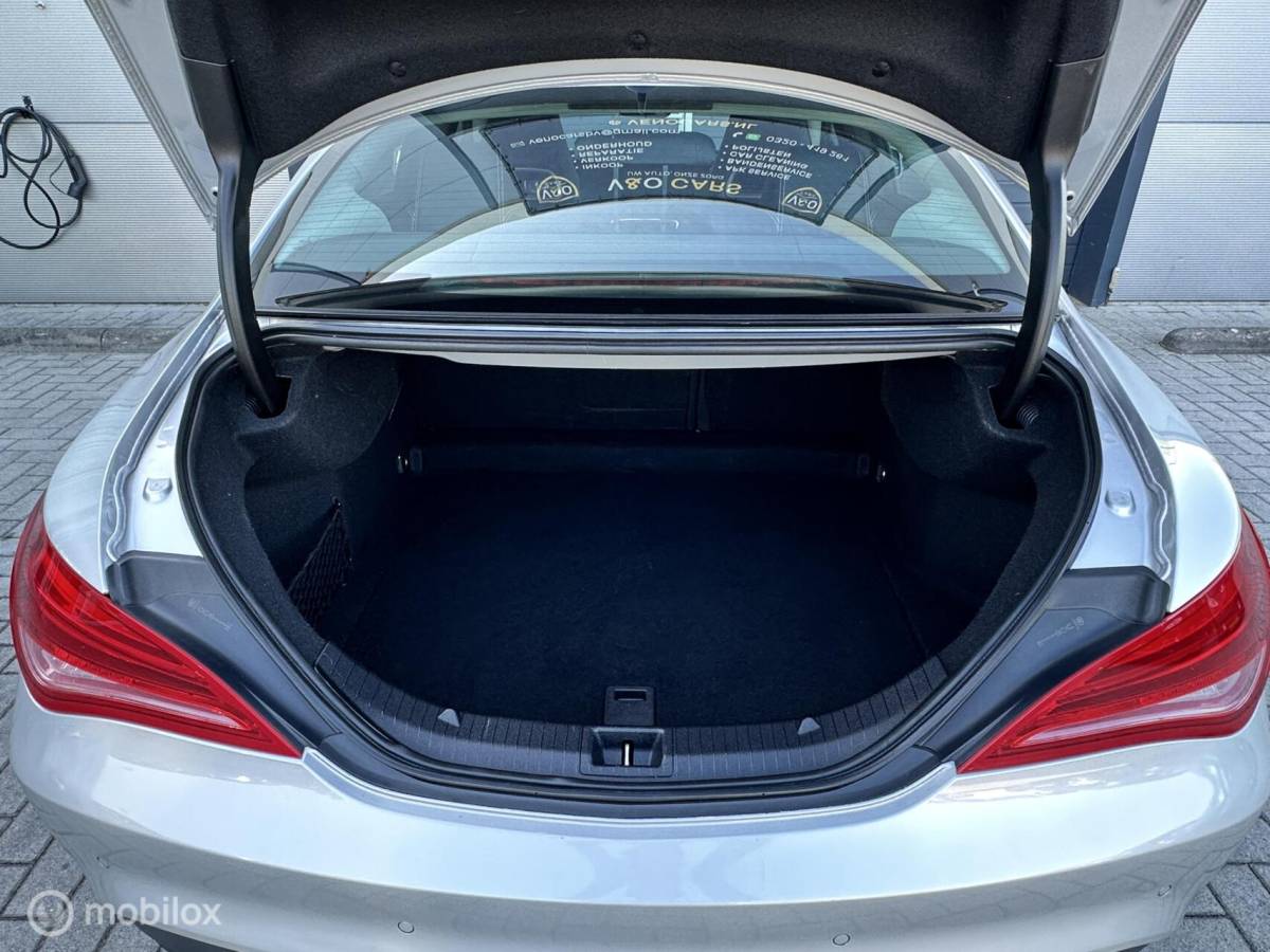 Mercedes-Benz CLA Mercedes CLA-klasse 180 BlueEFF. Edition !!NETTE AUTO!!