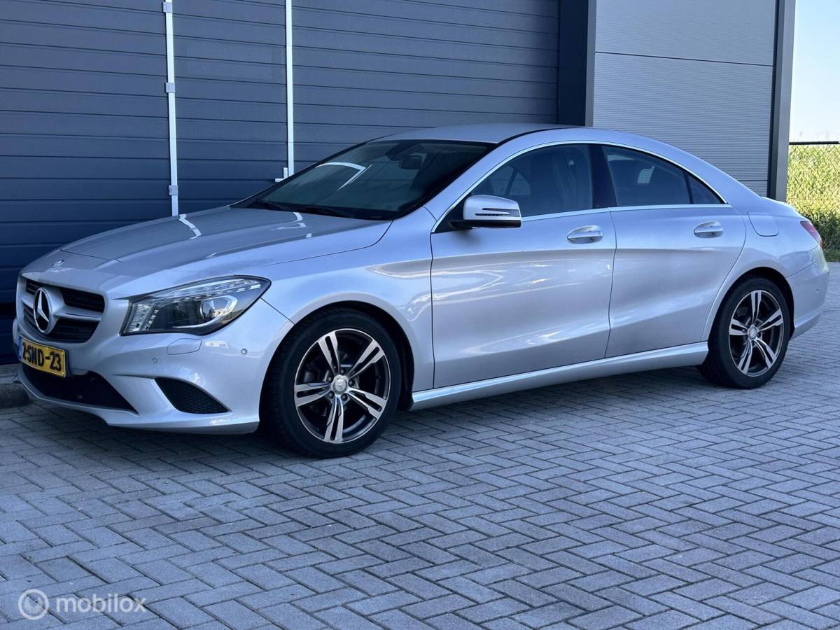Mercedes-Benz CLA Mercedes CLA-klasse 180 BlueEFF. Edition !!NETTE AUTO!!