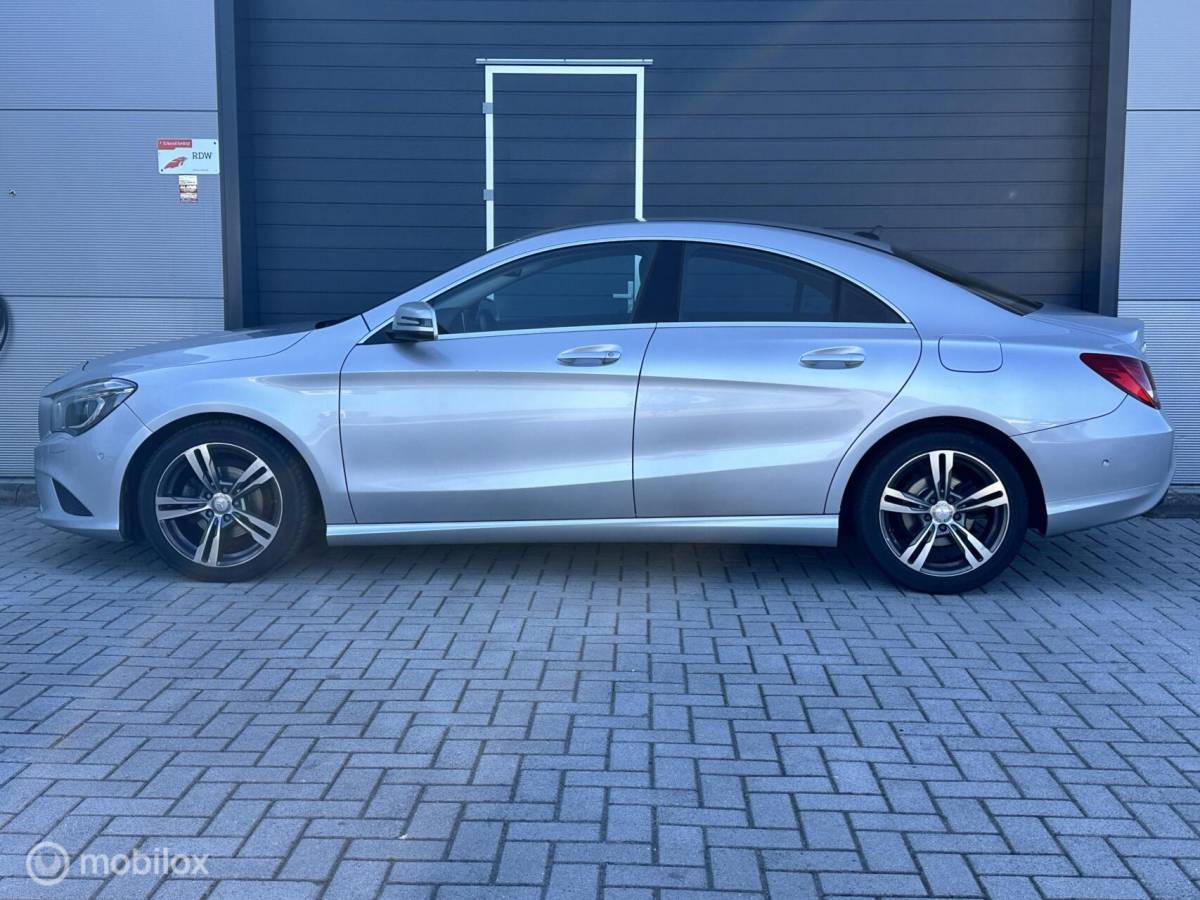 Mercedes-Benz CLA Mercedes CLA-klasse 180 BlueEFF. Edition !!NETTE AUTO!!