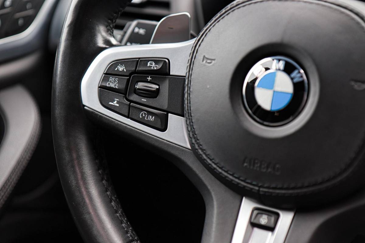 BMW X4 BMW X4 xDrive30i M-Sport M-Pakket /PANODAK/HUD/KEYLESS/CARPLAY/CAMERA/STOELVERW. + VENTL./ACC!