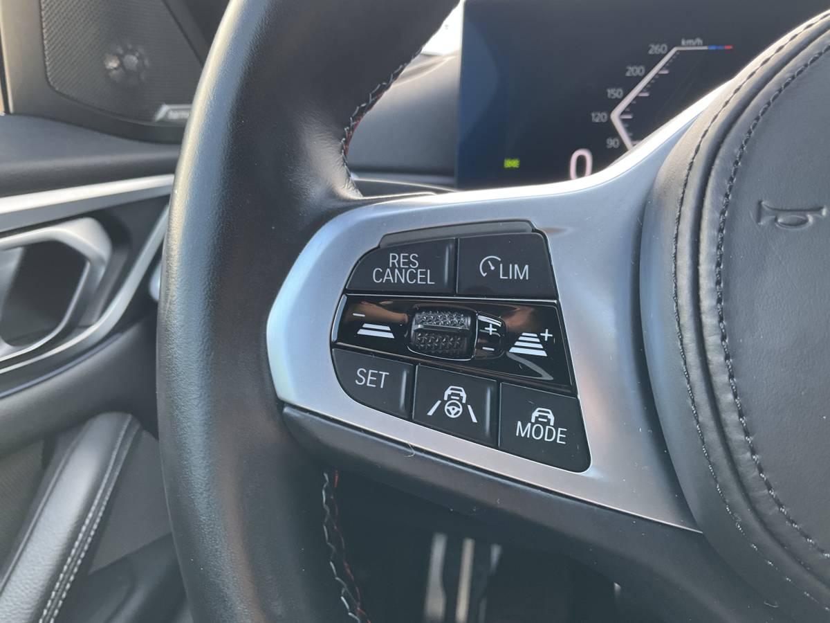 BMW i4 BMW i4 M50 M-Sport 84kWh 544PK Pano Laser HUD Harman/Kardon Elek.Trekhaak Leer BOMVOL!