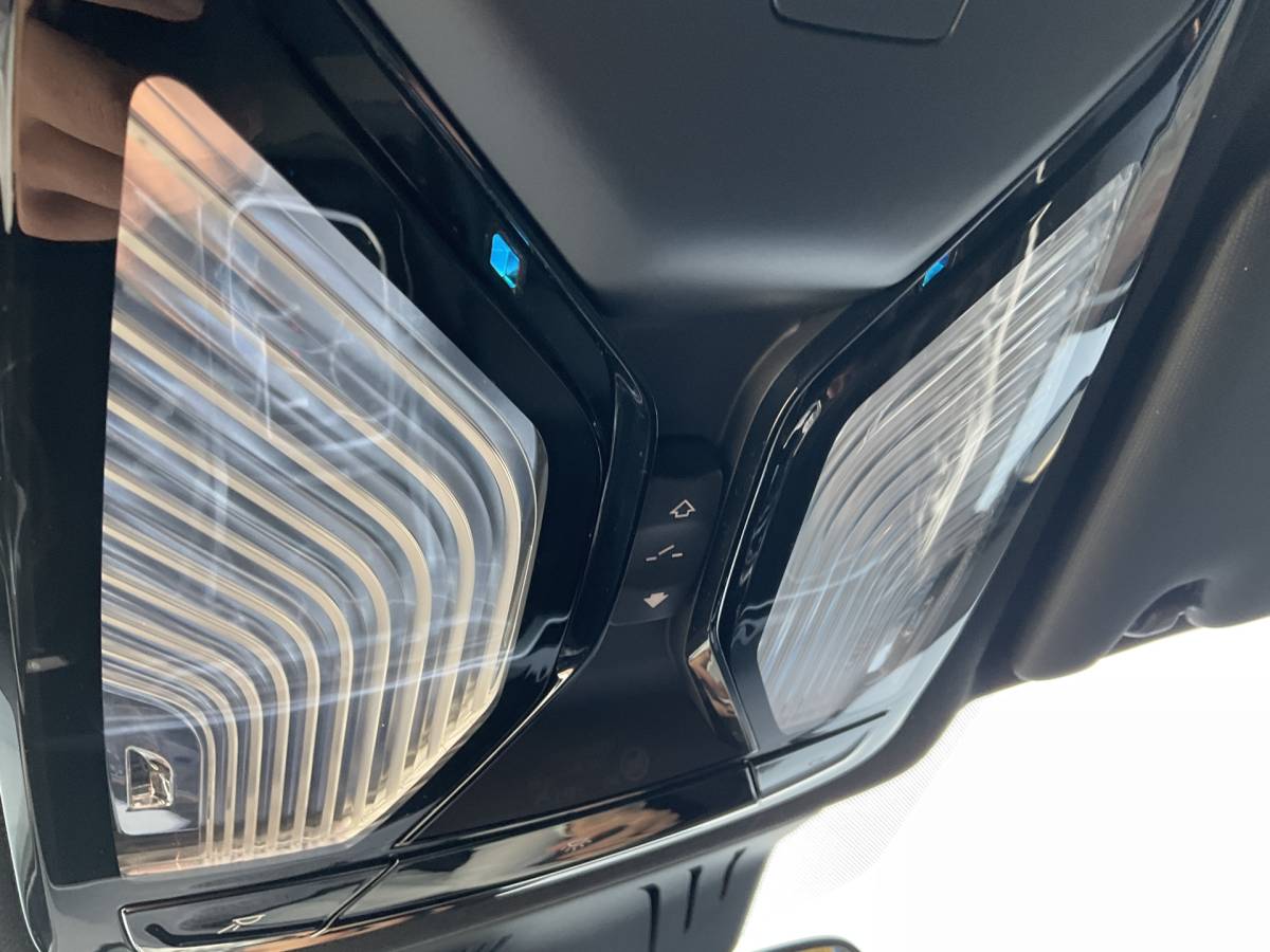 BMW i4 BMW i4 M50 M-Sport 84kWh 544PK Pano Laser HUD Harman/Kardon Elek.Trekhaak Leer BOMVOL!