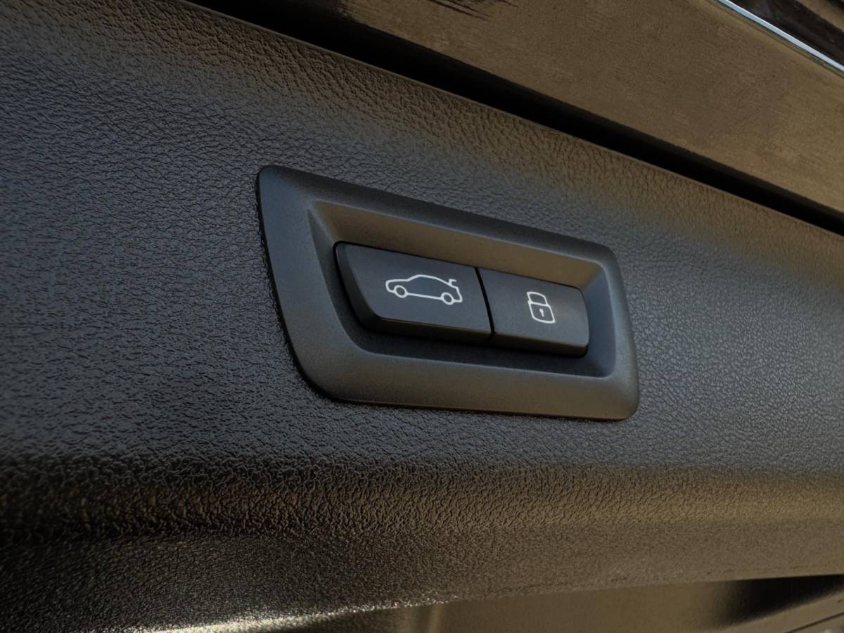 BMW 5 Serie BMW 5-serie Touring 530i M-Sport / Pano / ACC