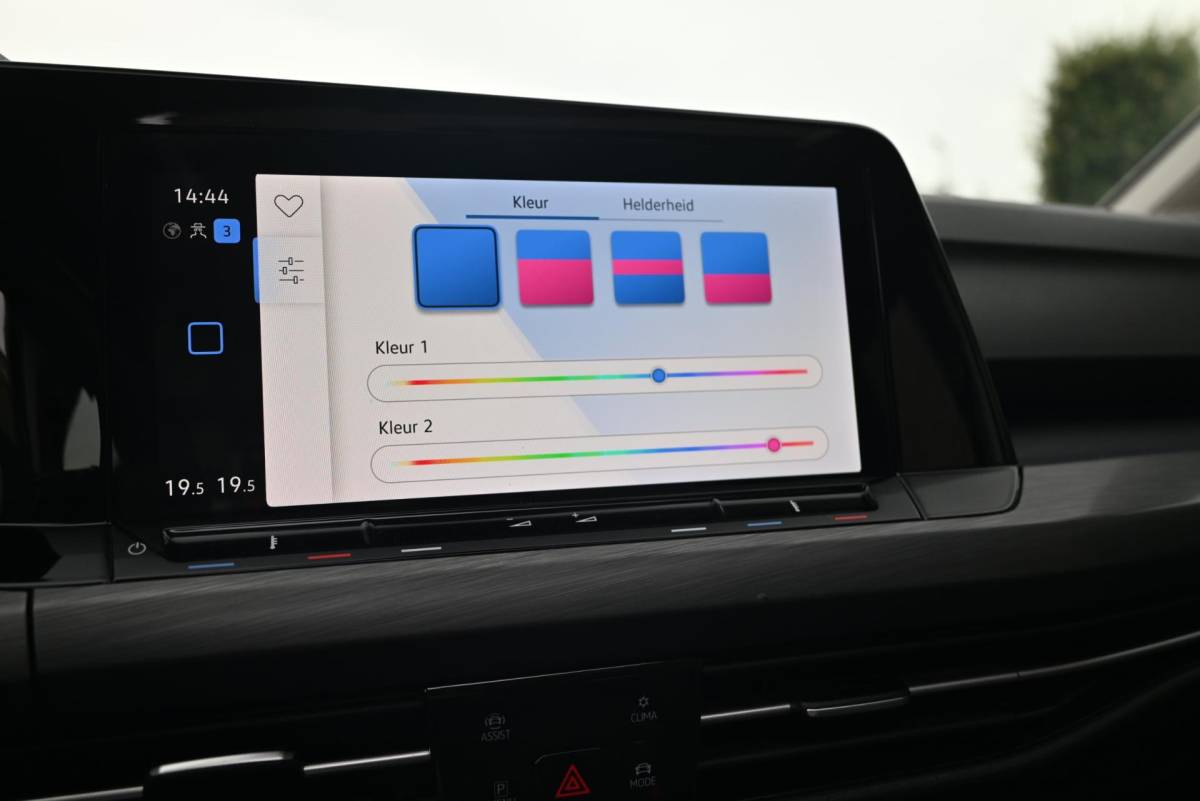 Volkswagen Golf Volkswagen Golf 1.4 eHybrid 204 PK 1e Eig R-Line Pano Massage Adaptive 19”