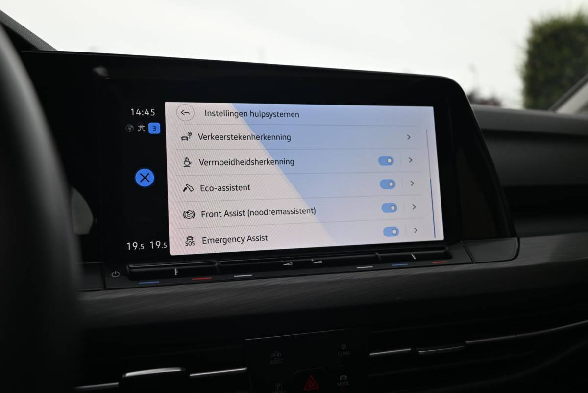 Volkswagen Golf Volkswagen Golf 1.4 eHybrid 204 PK 1e Eig R-Line Pano Massage Adaptive 19”