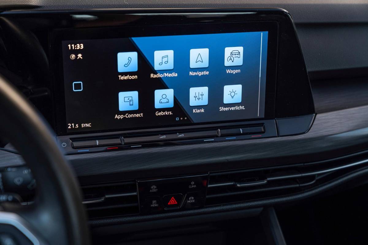 Volkswagen Golf Volkswagen Golf 1.4 eHybrid 204 PK 1e Eig R-Line Pano Massage Adaptive 19”