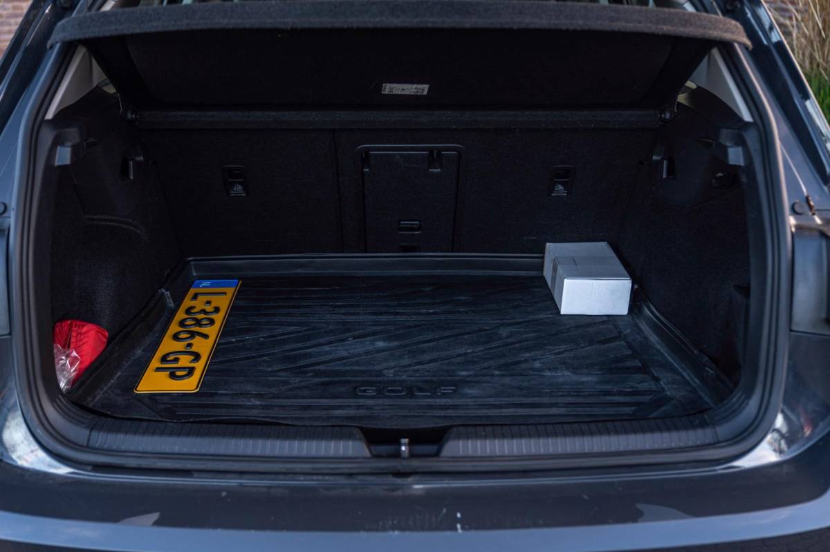 Volkswagen Golf Volkswagen Golf 1.4 eHybrid 204 PK 1e Eig R-Line Pano Massage Adaptive 19”