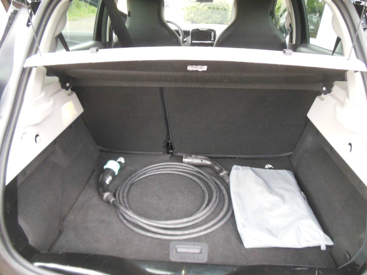 Renault ZOE Renault ZOE R110 Iconic 41 kWh incl. btw en accu,s 12 maanden bovag garantie