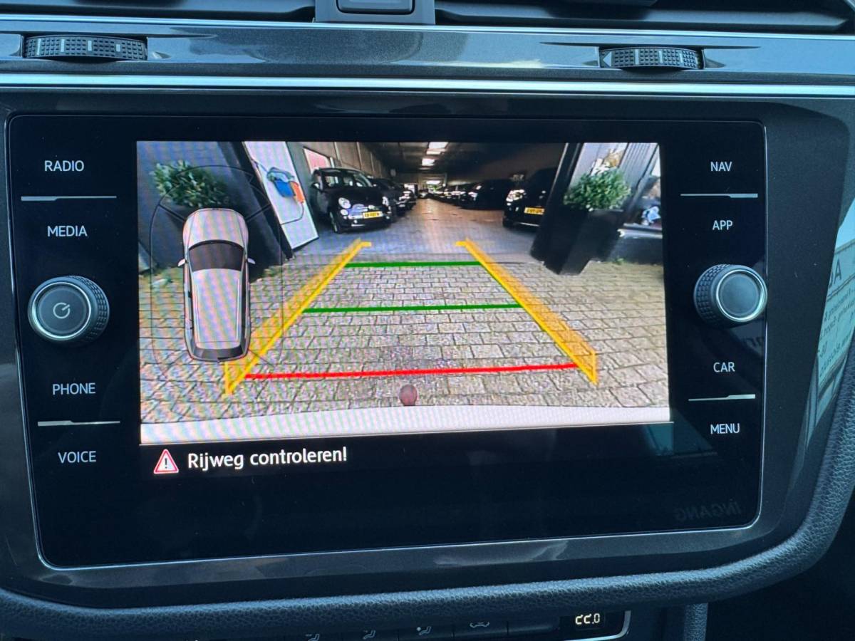 Volkswagen Tiguan Volkswagen TIGUAN 1.5 TSI ACT Highline Business IQ Drive /CarPlay