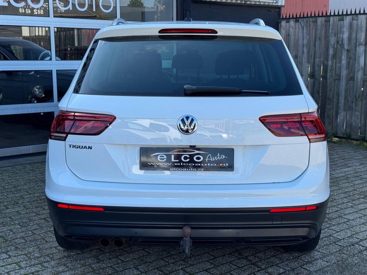 Volkswagen Tiguan Volkswagen TIGUAN 1.5 TSI ACT Highline Business IQ Drive /CarPlay