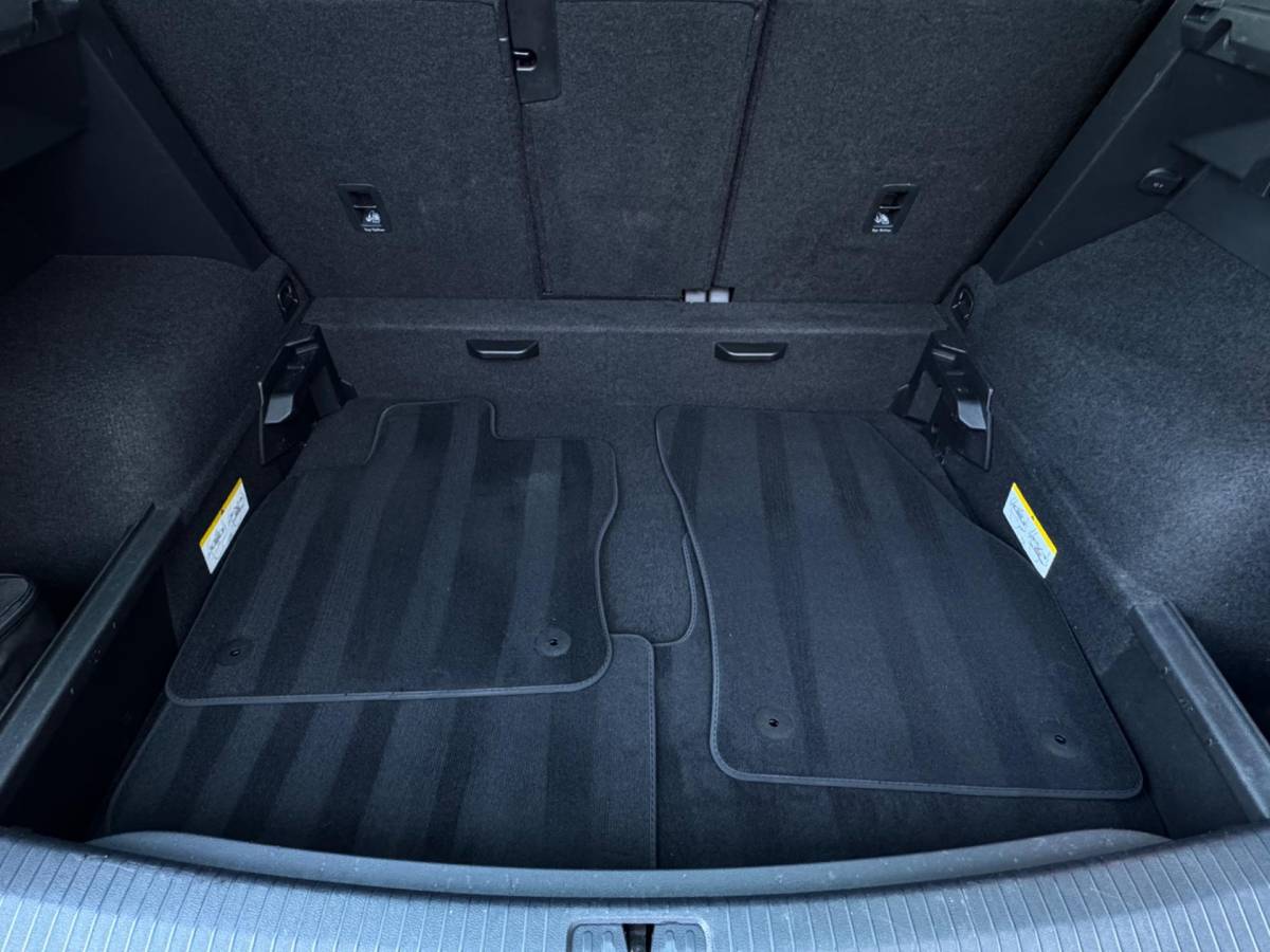 Volkswagen Tiguan Volkswagen TIGUAN 1.5 TSI ACT Highline Business IQ Drive /CarPlay