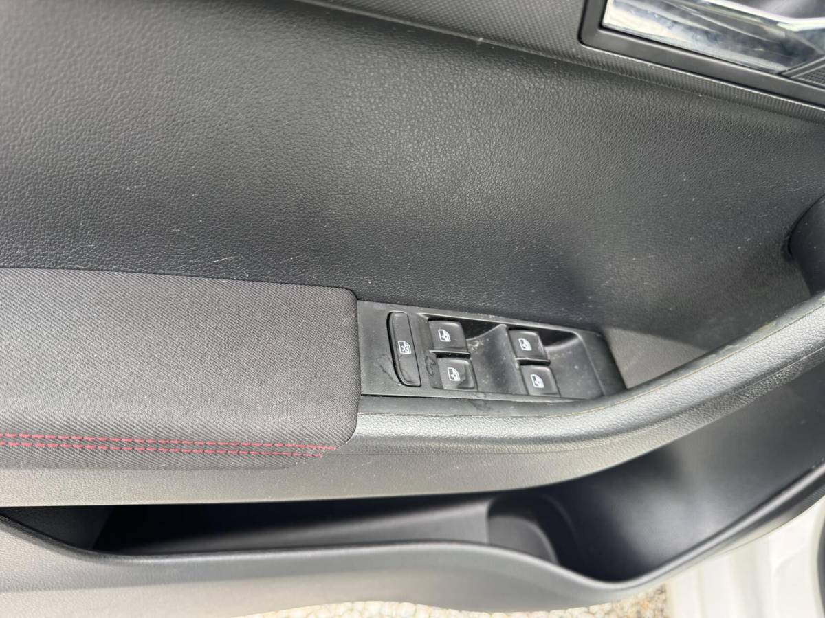 Škoda Fabia Skoda Fabia Combi monte carlo Style kuipstoelen gecoat glas