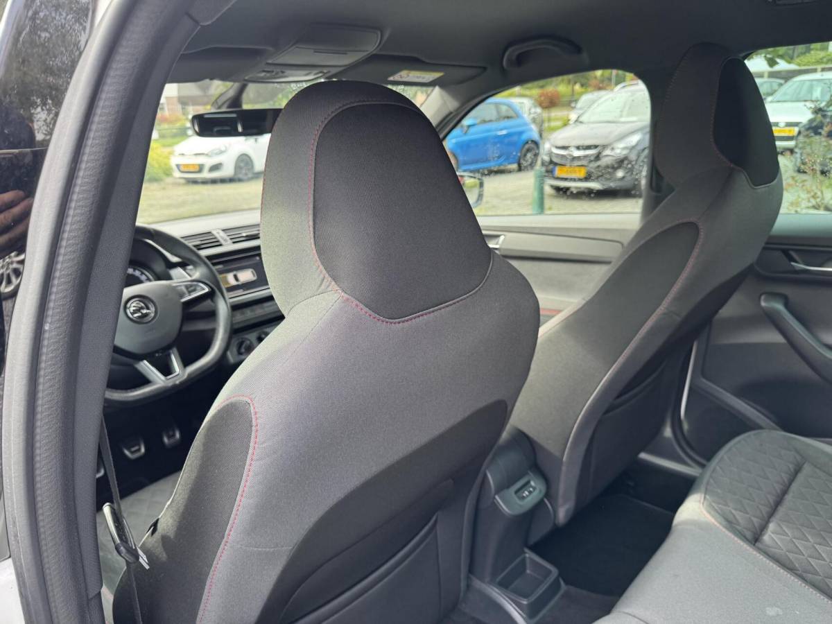Škoda Fabia Skoda Fabia Combi monte carlo Style kuipstoelen gecoat glas