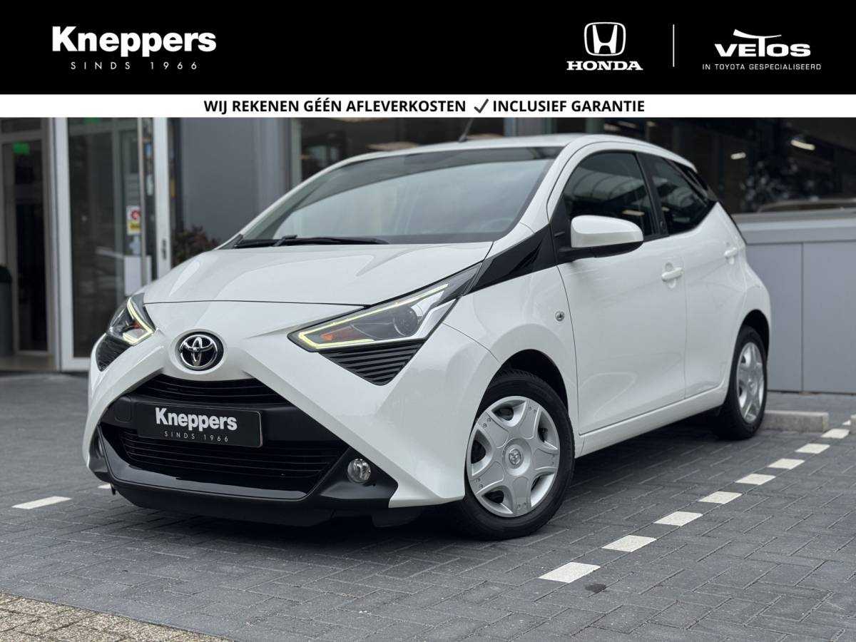 Toyota Aygo Toyota Aygo 1.0 VVT-i x-play Automaat | GEEN AFLEVERKOSTEN |  Airco, Apple/Android