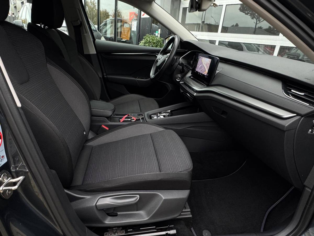 Škoda Octavia Skoda Octavia Combi 1.0 e-TSI Business Edition / ACC / 18’inch