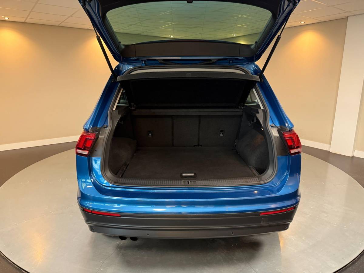 Volkswagen Tiguan Volkswagen Tiguan 1.4 TSI Comfortline Business *Massage* Elektr.Trekhaak|Dealer OH