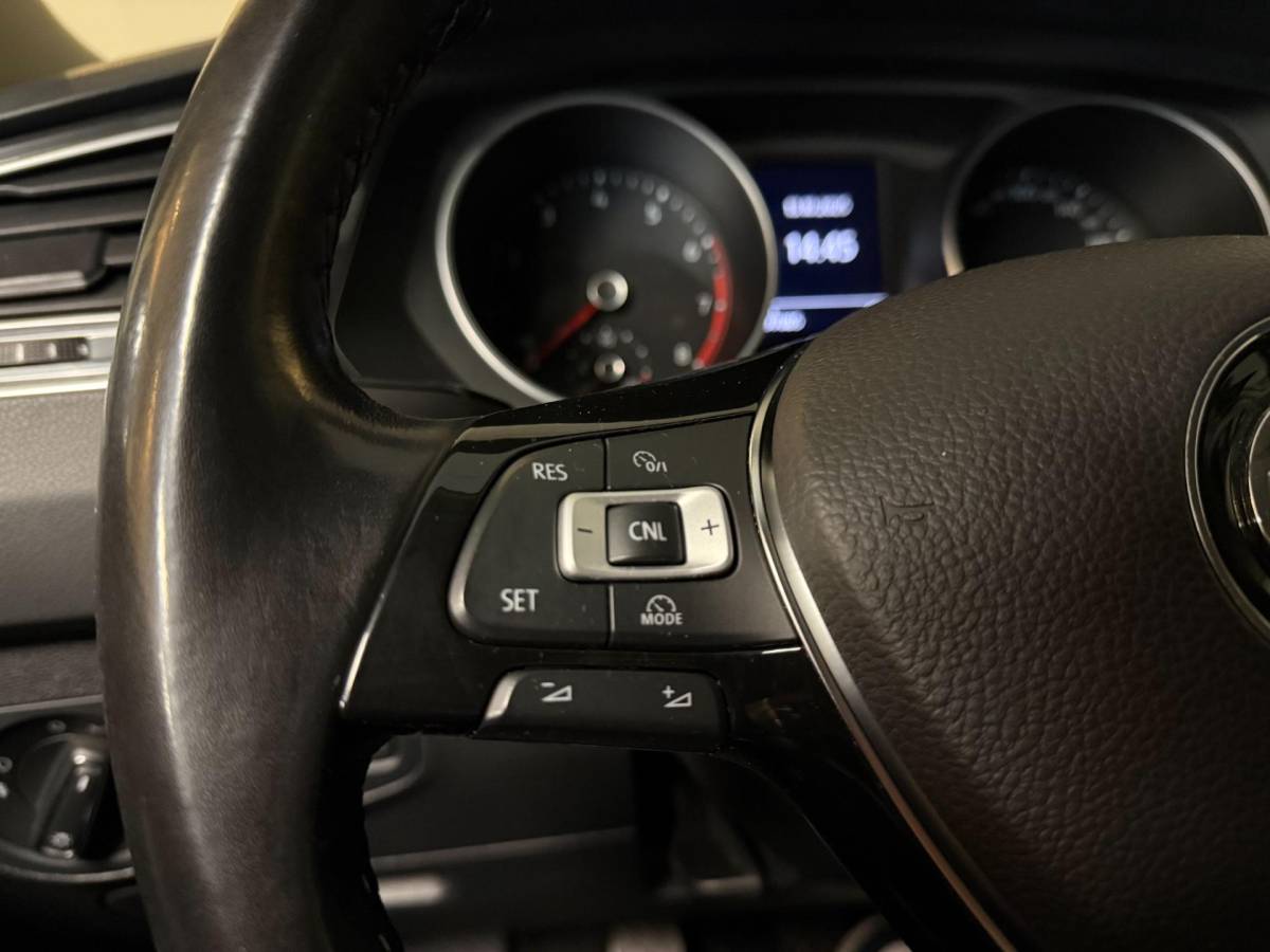 Volkswagen Tiguan Volkswagen Tiguan 1.4 TSI Comfortline Business *Massage* Elektr.Trekhaak|Dealer OH
