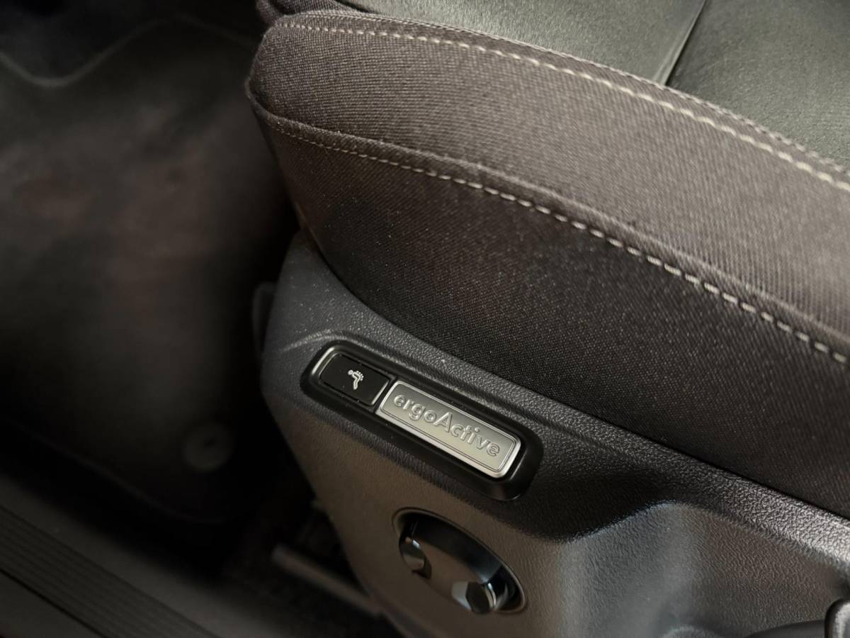 Volkswagen Tiguan Volkswagen Tiguan 1.4 TSI Comfortline Business *Massage* Elektr.Trekhaak|Dealer OH
