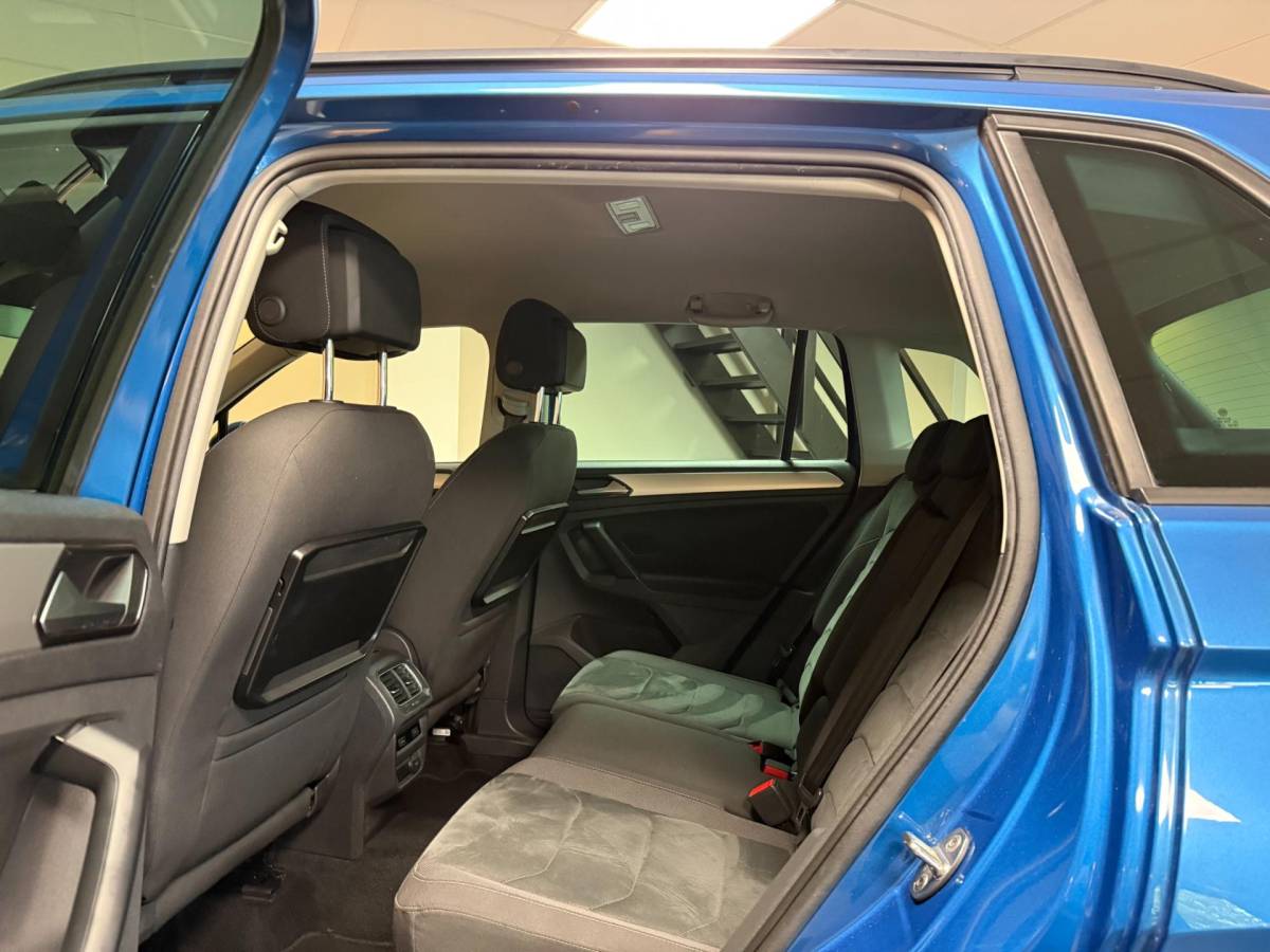 Volkswagen Tiguan Volkswagen Tiguan 1.4 TSI Comfortline Business *Massage* Elektr.Trekhaak|Dealer OH