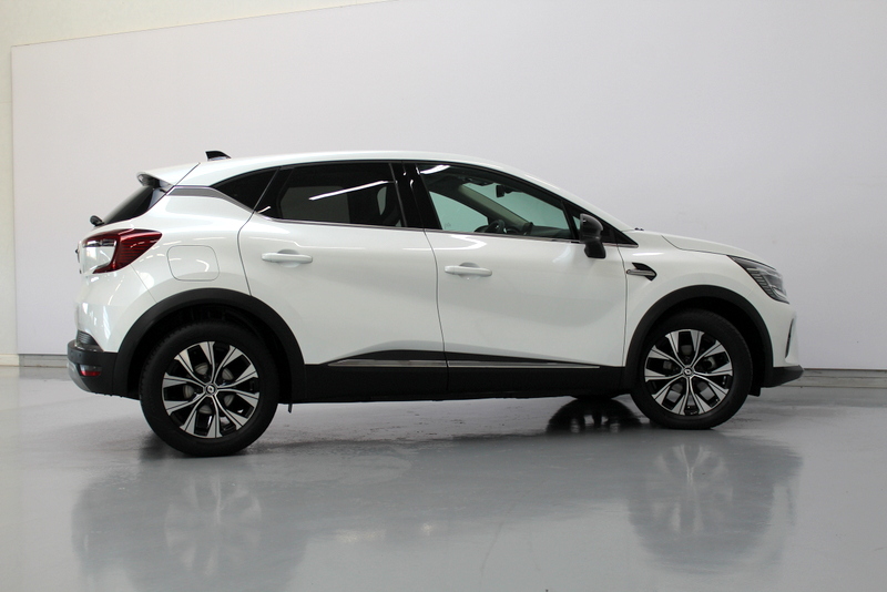 Renault Captur Renault Captur 1.3 mild hybrid 140 techno 141PK, RIJKLAAR!! PANORAMADAK | DEELS LEER | BOSE | STOEL/STUUR/RUITVERWARMING