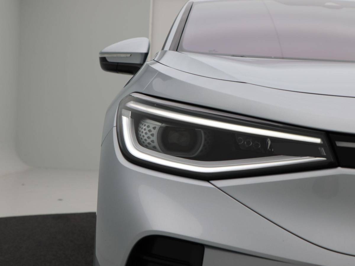 Volkswagen ID.4 Volkswagen ID.4 Business 77 kWh 204 Pk | Adaptive Cruise | Climate Control | Stoelverwarming | Navigatie | Camera | Carplay | 19 Inch | 40.715 Km!!