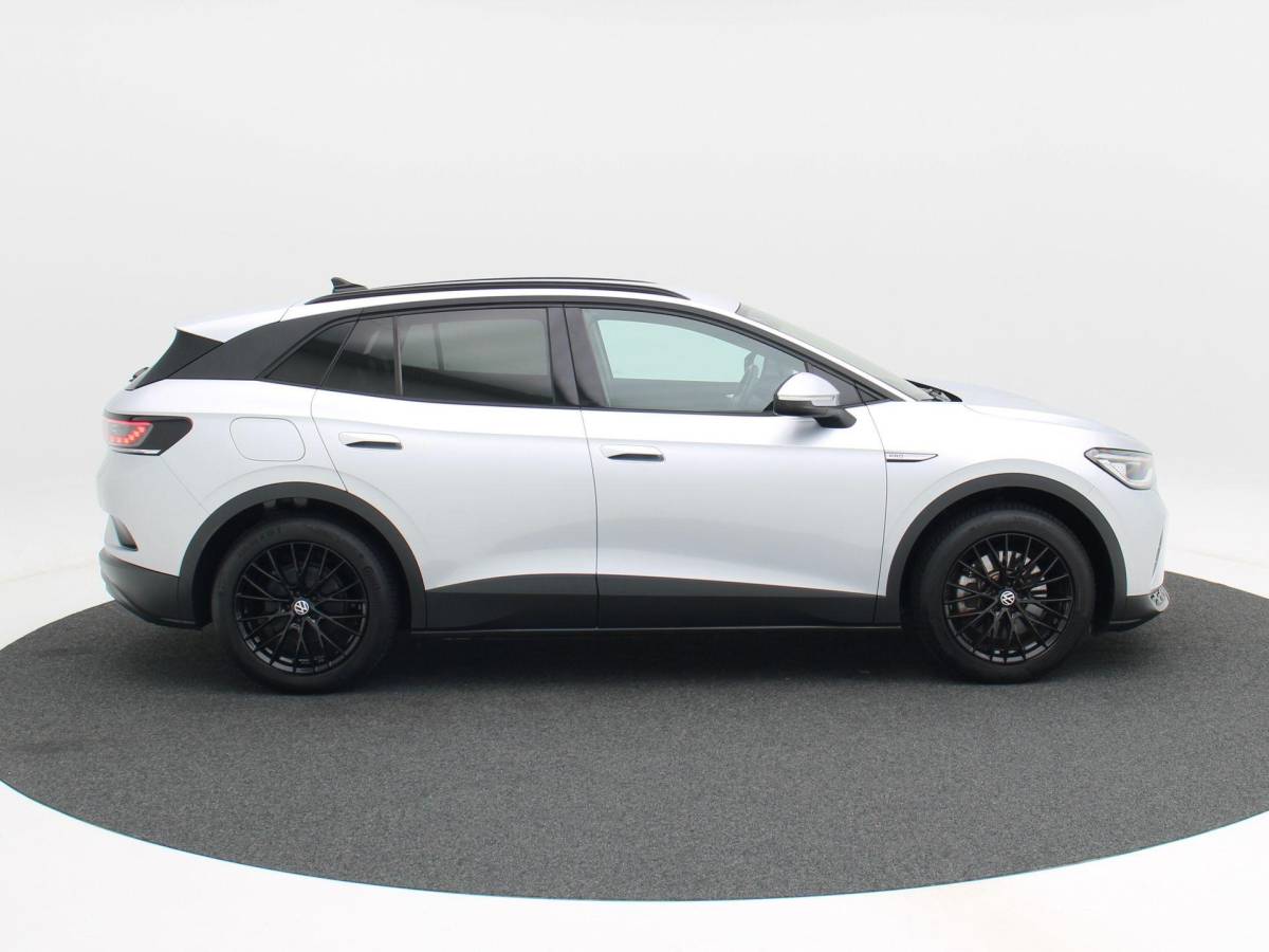 Volkswagen ID.4 Volkswagen ID.4 Business 77 kWh 204 Pk | Adaptive Cruise | Climate Control | Stoelverwarming | Navigatie | Camera | Carplay | 19 Inch | 40.715 Km!!