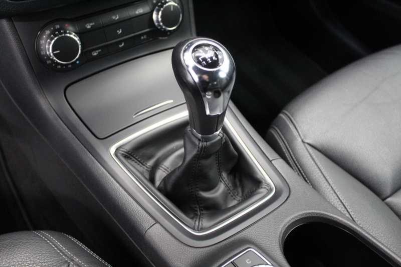 Mercedes-Benz B-Klasse Mercedes-Benz B-klasse 180 123PK, RIJKLAAR!! | AIRCO | CRUISE CONTROLE | LEER | NAVIGATIE | VERWARMDE STOELEN