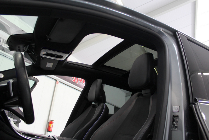 Mercedes-Benz EQE Mercedes-Benz EQE SUV 350 4Matic AMG Line 91 kWh, RIJKLAAR!! | PANORAMADAK | ELEC-TREKHAAK | LUCHTVERING | BURMESTER SOUND