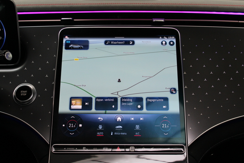 Mercedes-Benz EQE Mercedes-Benz EQE SUV 350 4Matic AMG Line 91 kWh, RIJKLAAR!! | PANORAMADAK | ELEC-TREKHAAK | LUCHTVERING | BURMESTER SOUND