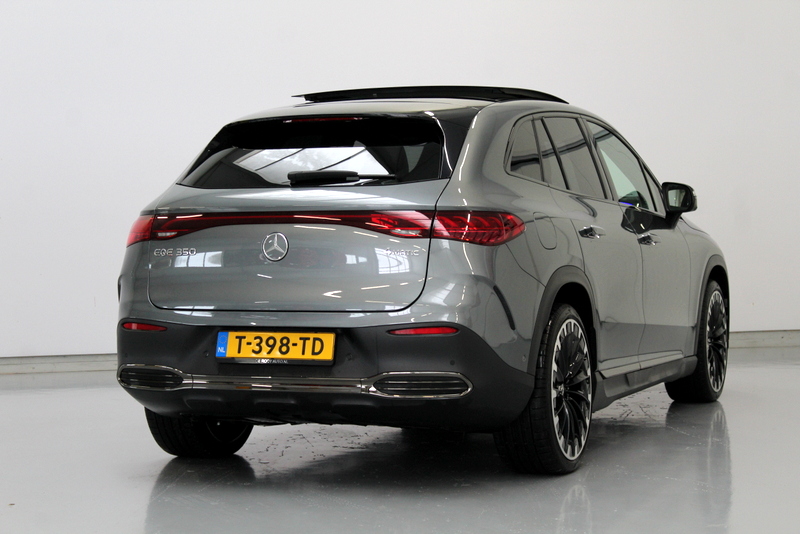 Mercedes-Benz EQE Mercedes-Benz EQE SUV 350 4Matic AMG Line 91 kWh, RIJKLAAR!! | PANORAMADAK | ELEC-TREKHAAK | LUCHTVERING | BURMESTER SOUND
