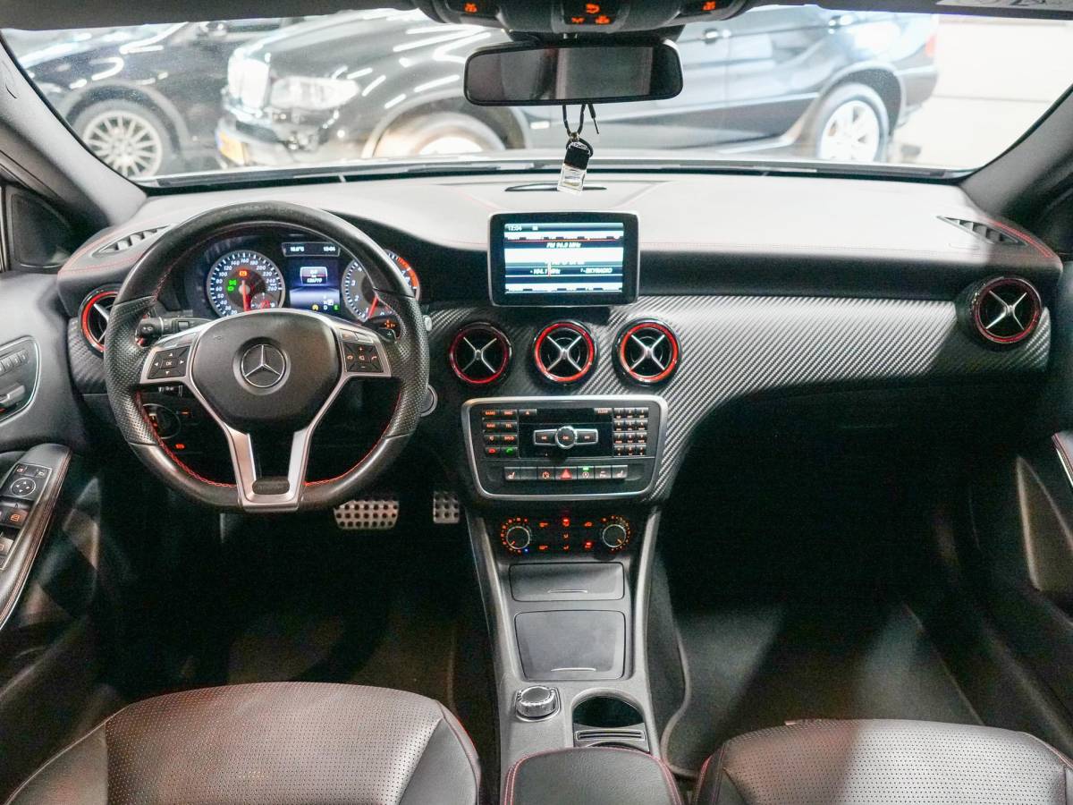 Mercedes-Benz A-Klasse Mercedes-Benz A-klasse 250 Sport Ambition