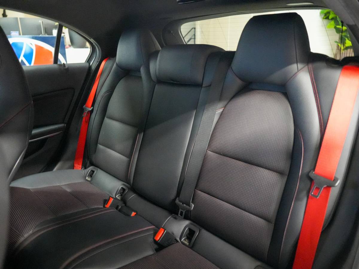 Mercedes-Benz A-Klasse Mercedes-Benz A-klasse 250 Sport Ambition