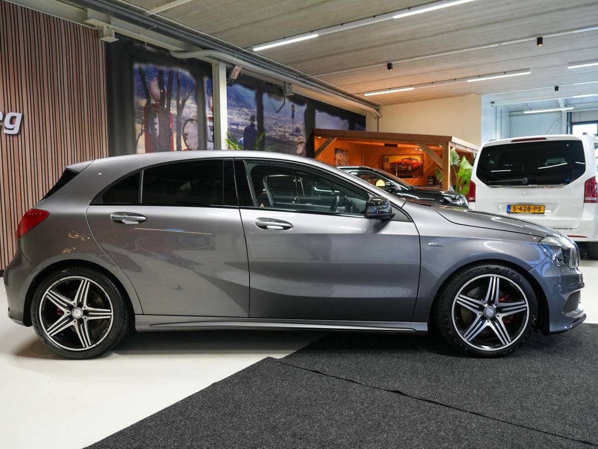 Mercedes-Benz A-Klasse Mercedes-Benz A-klasse 250 Sport Ambition