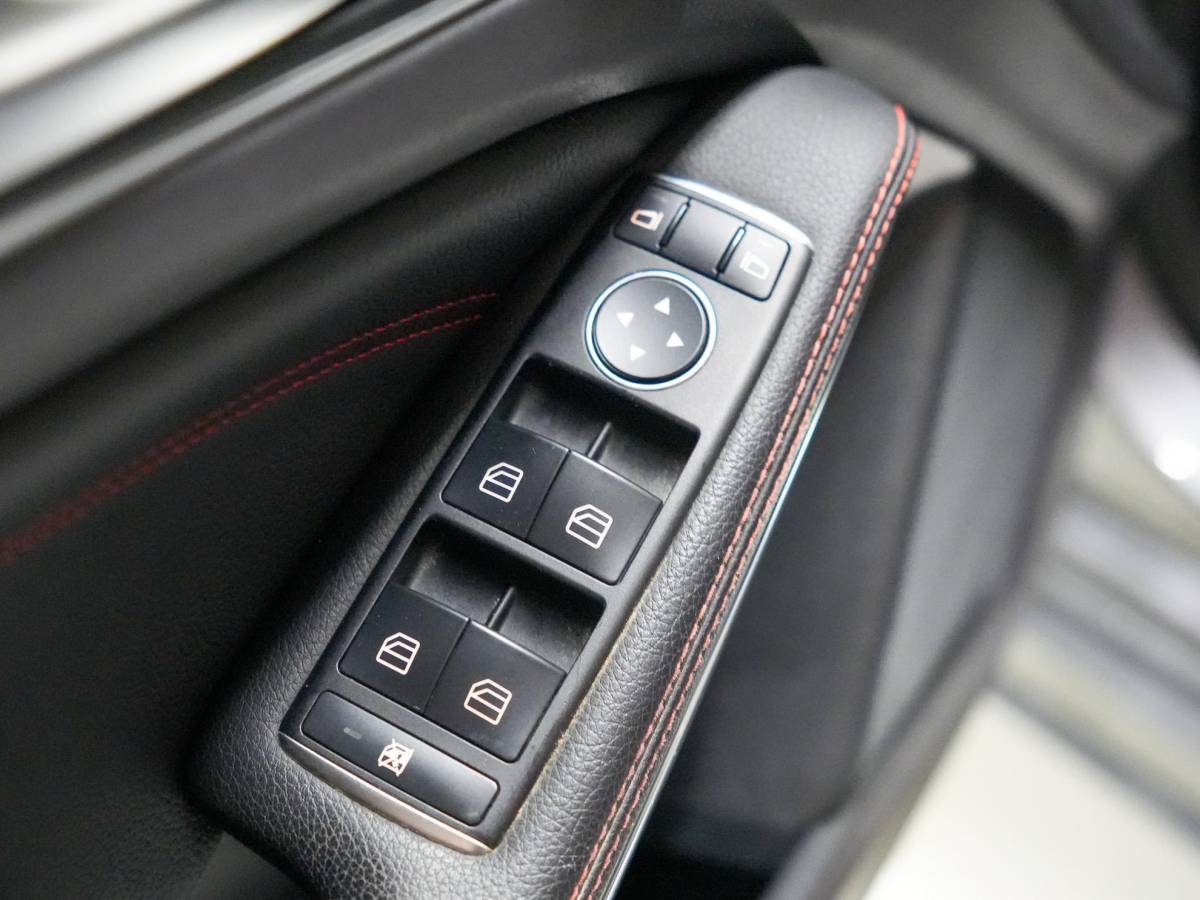 Mercedes-Benz A-Klasse Mercedes-Benz A-klasse 250 Sport Ambition