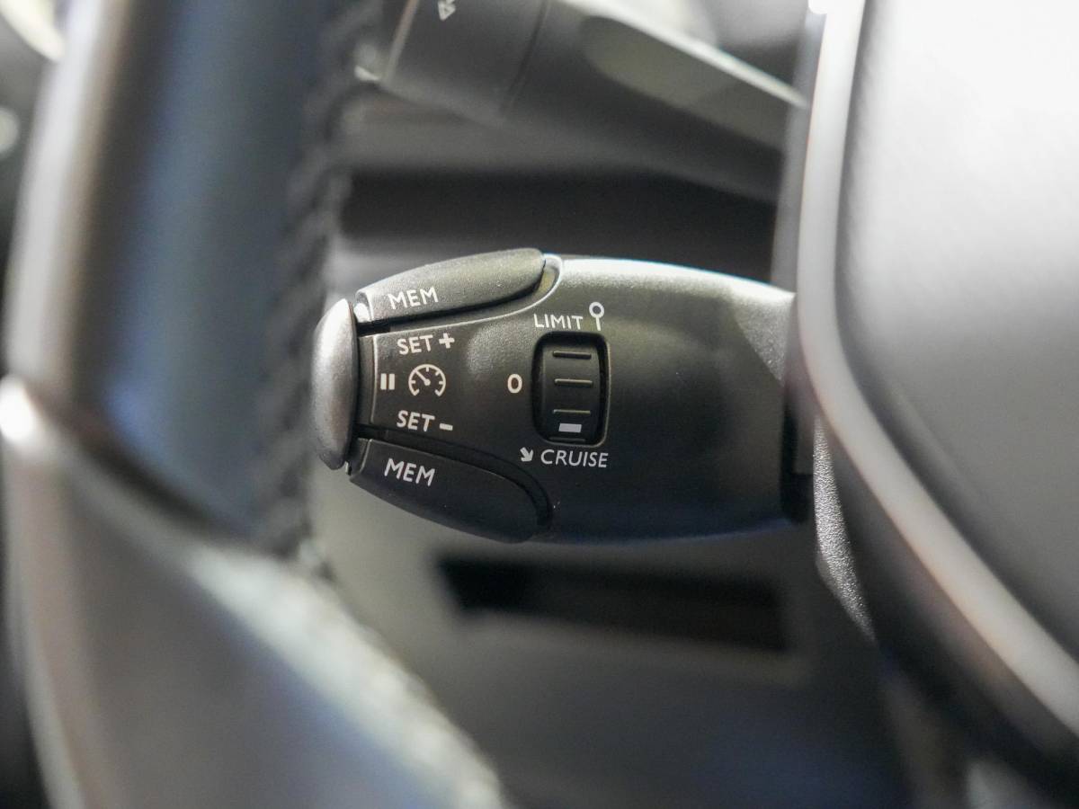 Peugeot 5008 Peugeot 5008 1.2 PureTech Access 7P