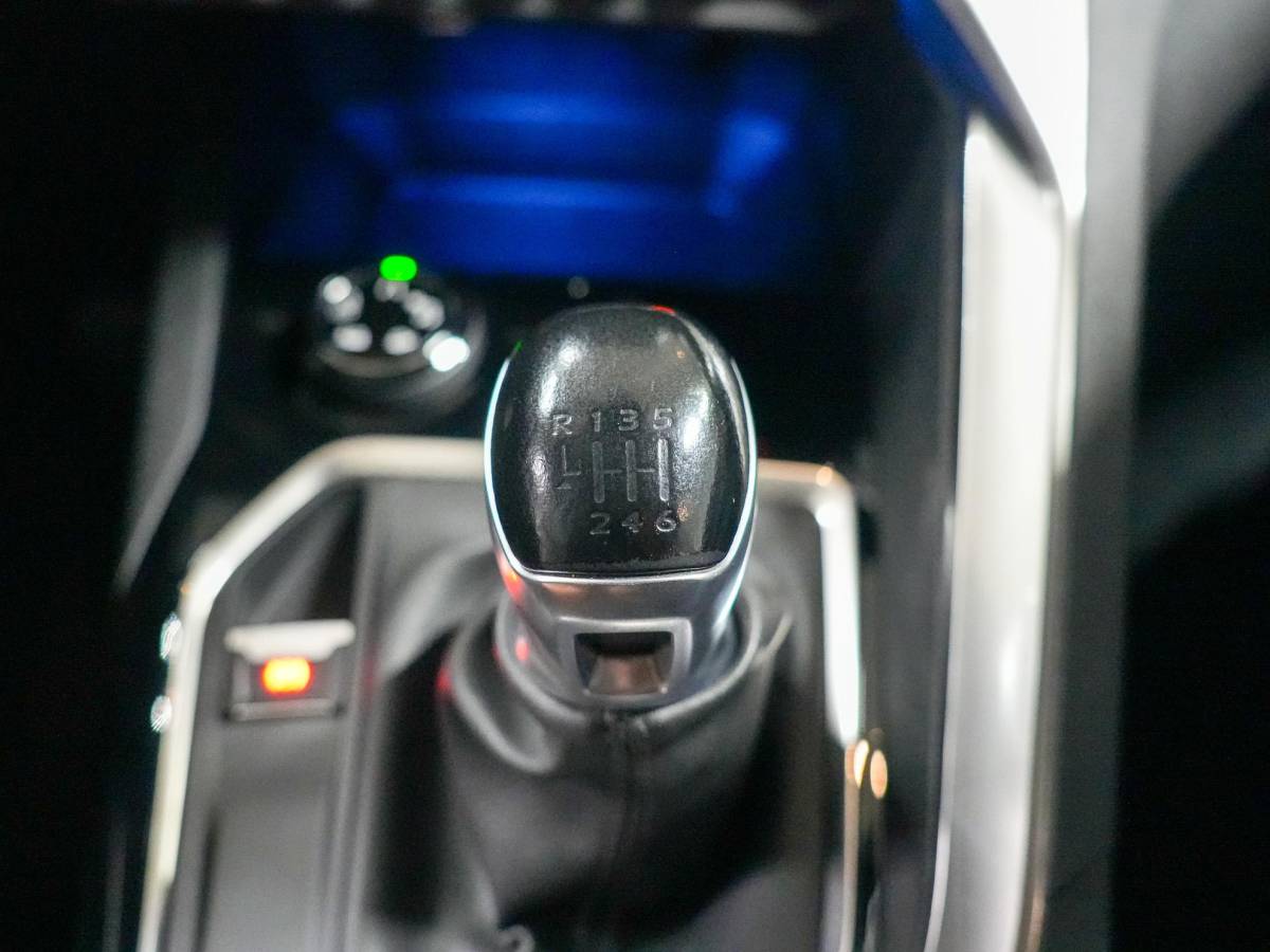 Peugeot 5008 Peugeot 5008 1.2 PureTech Access 7P