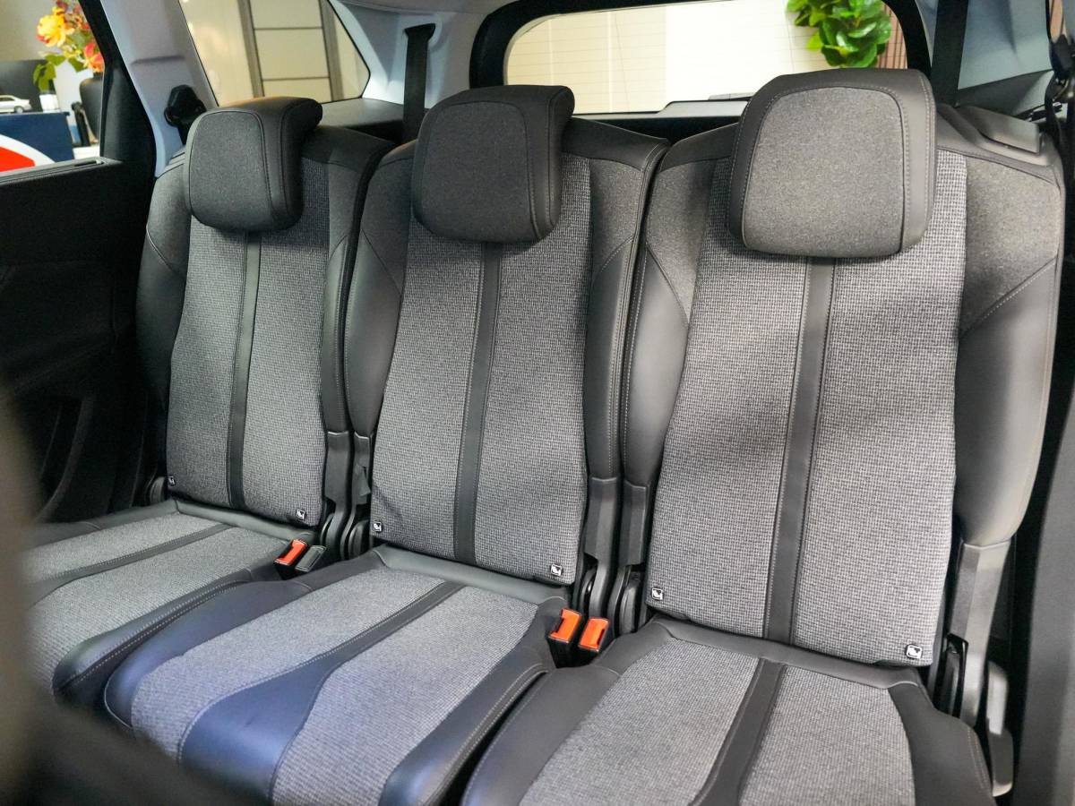 Peugeot 5008 Peugeot 5008 1.2 PureTech Access 7P