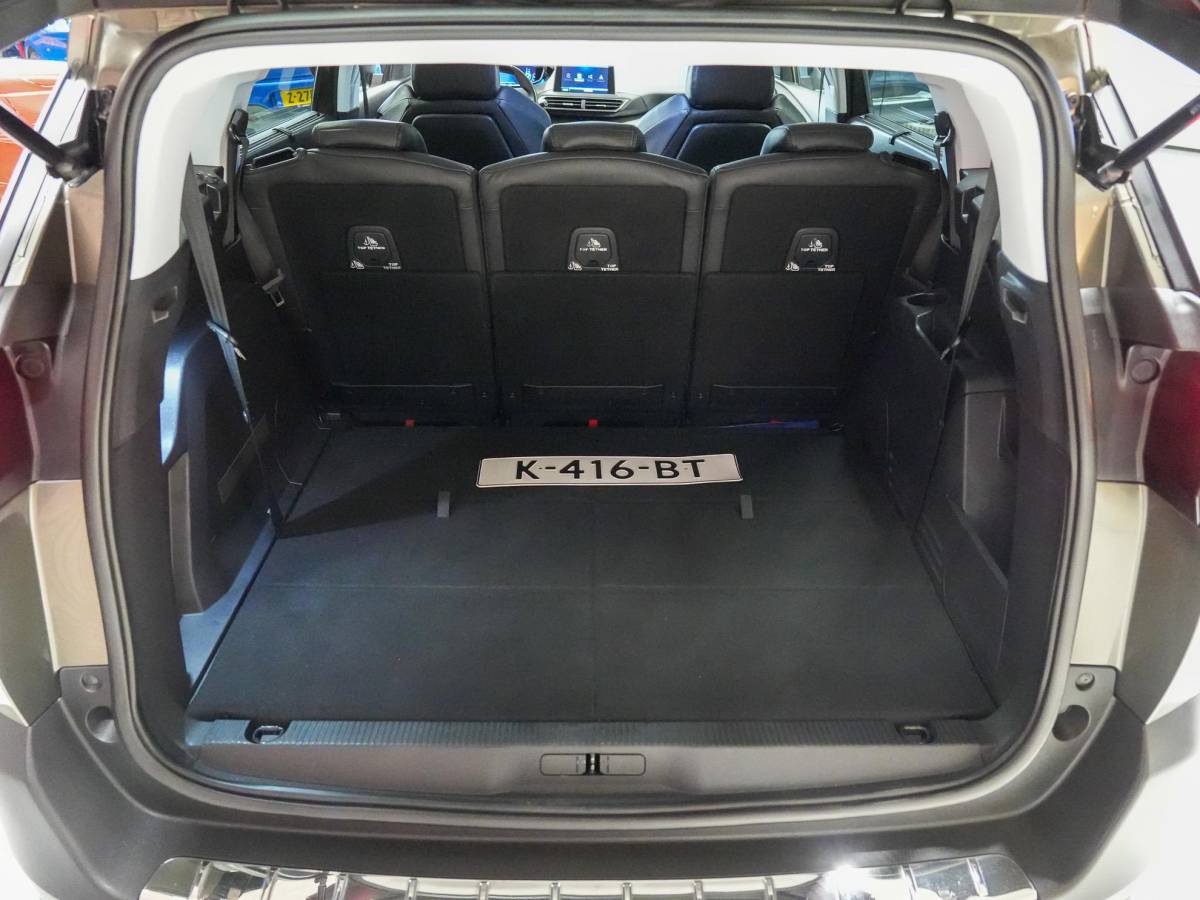 Peugeot 5008 Peugeot 5008 1.2 PureTech Access 7P