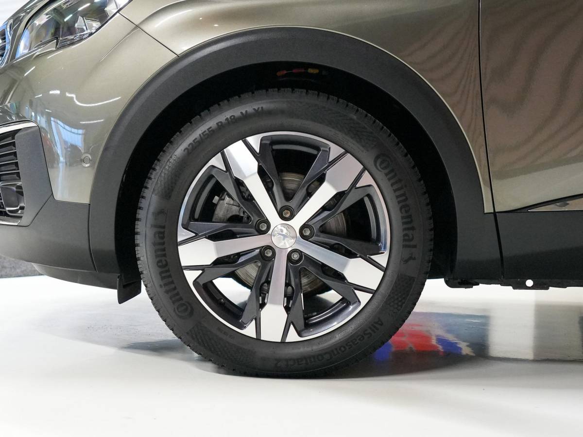 Peugeot 5008 Peugeot 5008 1.2 PureTech Access 7P