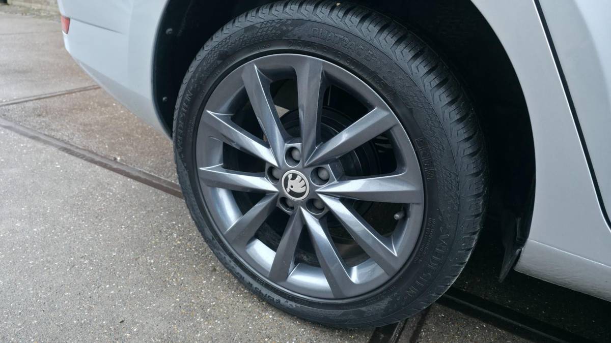 Škoda Fabia Skoda Fabia Combi 1.0 Business Edition I stoel verw I Navi I Ruimte I