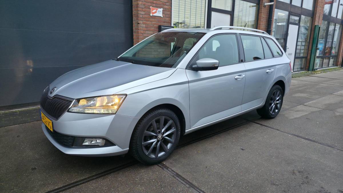 Škoda Fabia Skoda Fabia Combi 1.0 Business Edition I stoel verw I Navi I Ruimte I