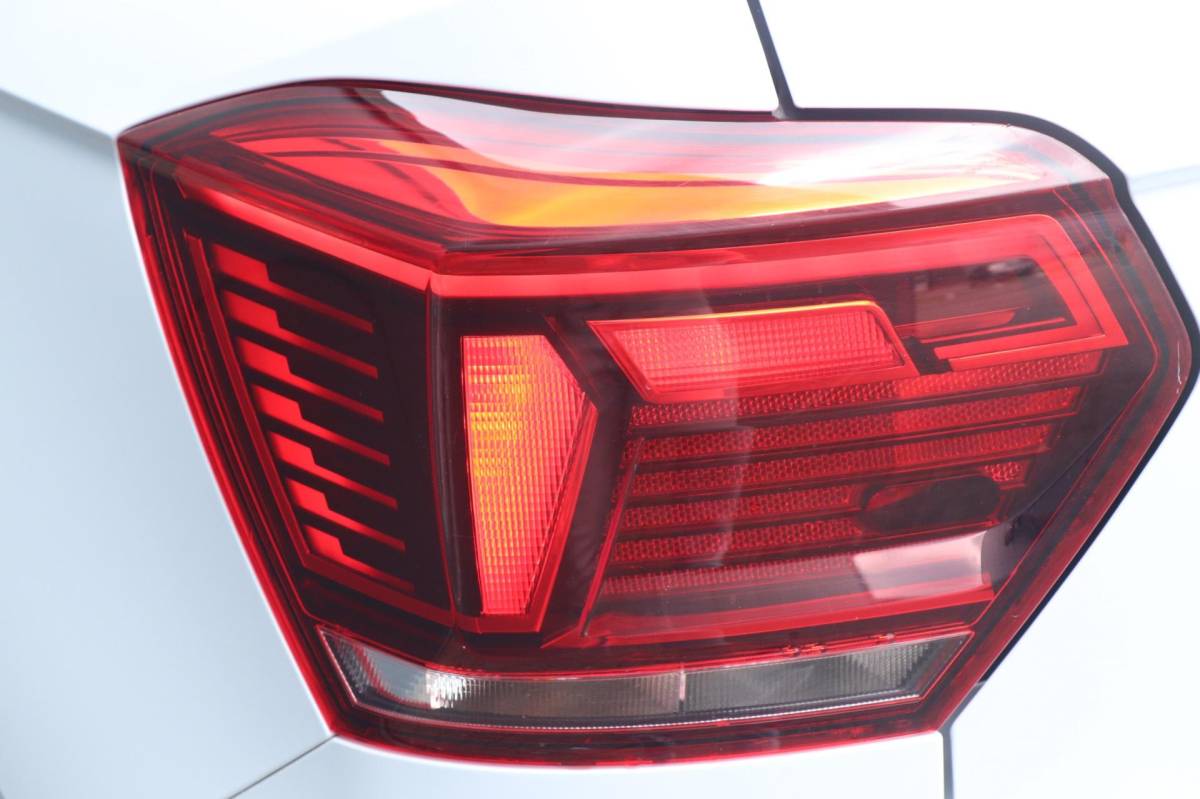 Volkswagen Polo Volkswagen Polo 1.0 TSI Beats | R-Line – PANO – VOL!