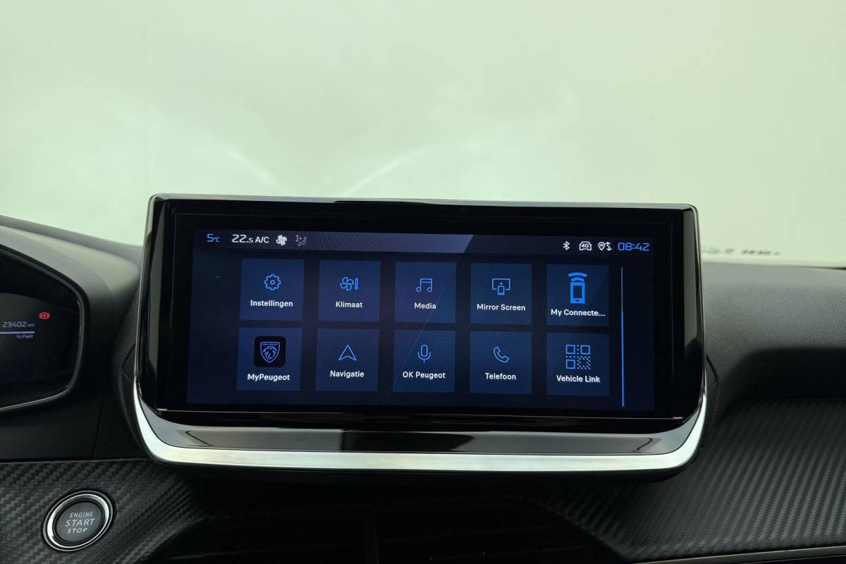 Peugeot 2008 Peugeot 2008 1.2 Hybrid 136 Allure | Achteruitrijcamera | Cruise control | keyless entry | Navigatie | Extra getint |