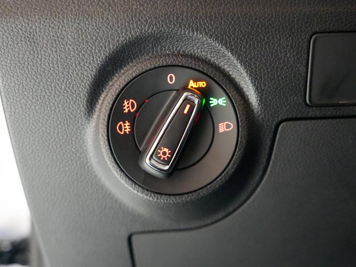 SEAT Ibiza SEAT Ibiza 1.0 MPI Reference |VOL!|stoelvrm|clima|carplay|park