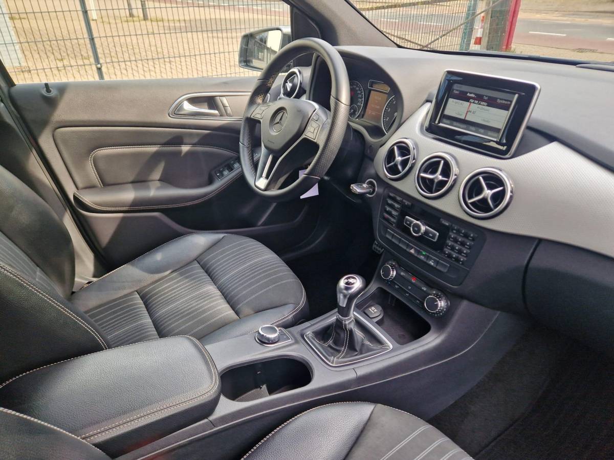 Mercedes-Benz B-Klasse Mercedes-Benz B-klasse 180 Ambition