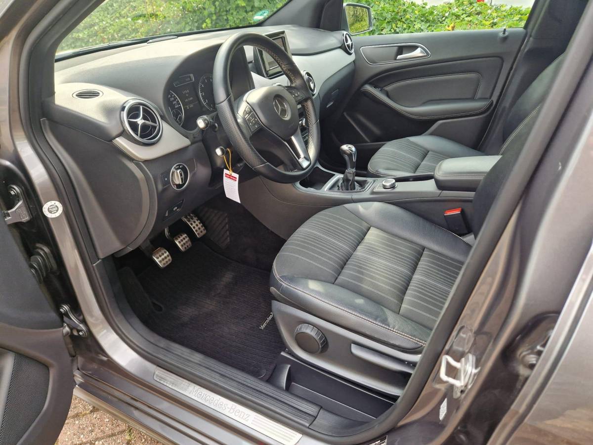 Mercedes-Benz B-Klasse Mercedes-Benz B-klasse 180 Ambition